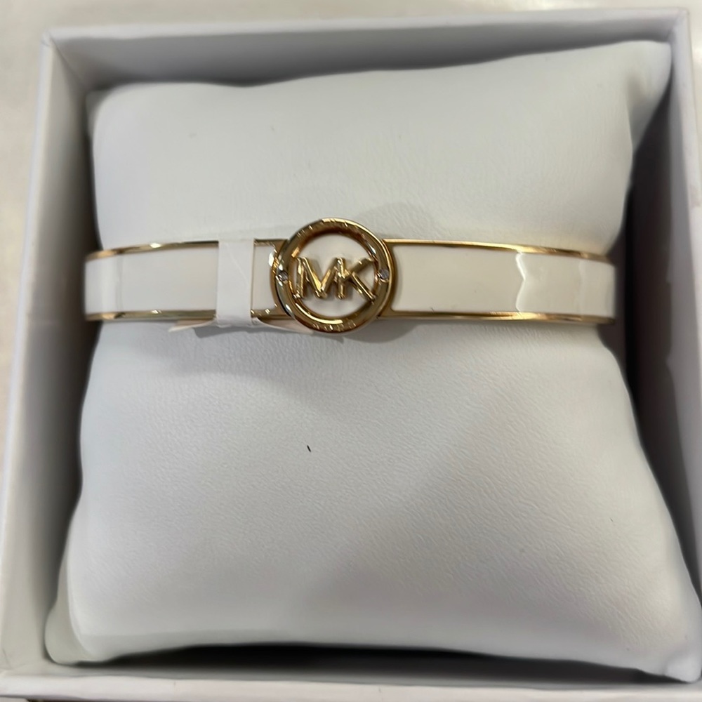 Michael Kors wrist band